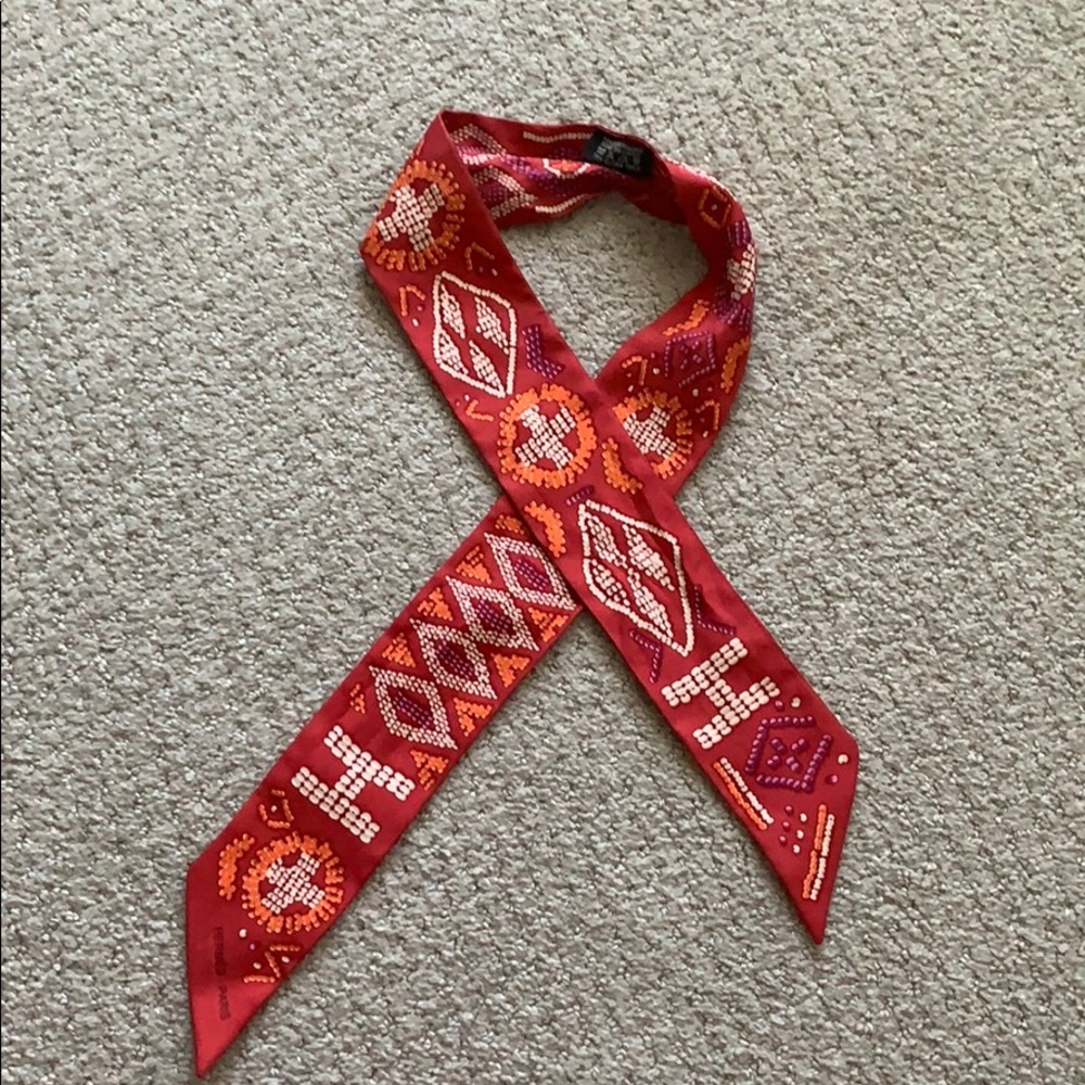 Rare Hermès twilly scarf